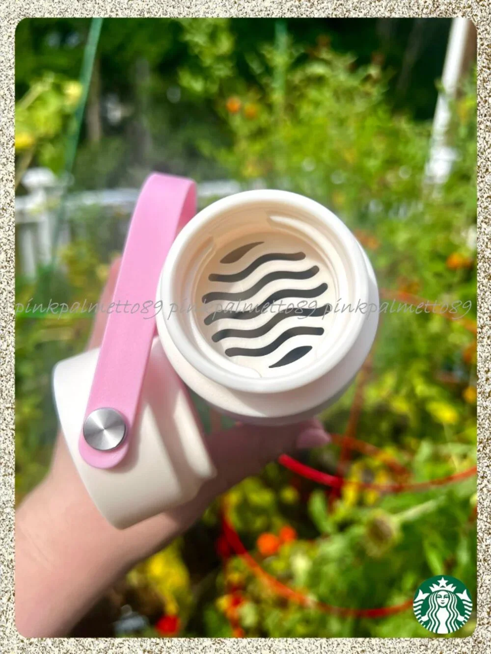 Starbucks ✨🍓 nwt